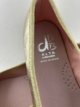 Manoletinas piel dorada talla 39