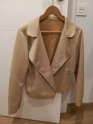 Cazadora ante beige