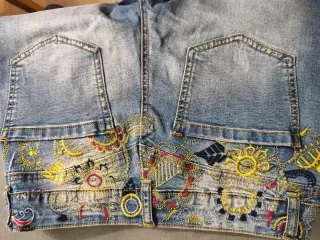 Pantalón vaquero Desigual Talla 27