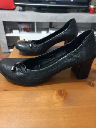 Zapatos CAFE NOIR tacon