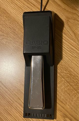 Teclado Electrónico 61 Teclas + Atril + Pedal