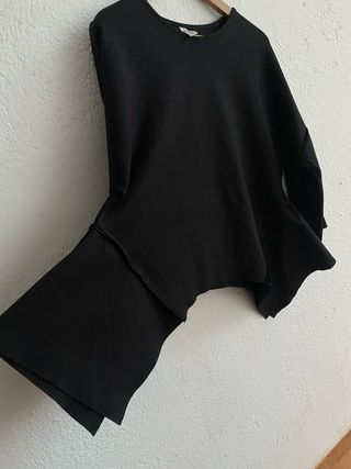 Jersey negro asimétrico talla única