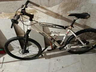 Bicicleta Togano con frenos de disco