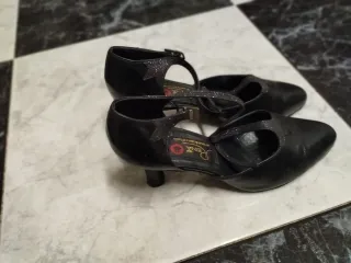 Zapatos de baile de piel negros