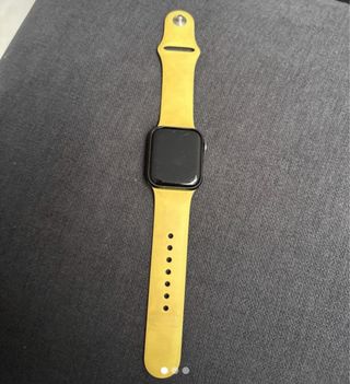 Apple Watch SE Negro con Correa Amarilla