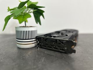 Scheda video AMD RX 6700 XT 12GB