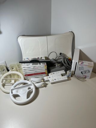 Nintendo Wii con giochi e accessori