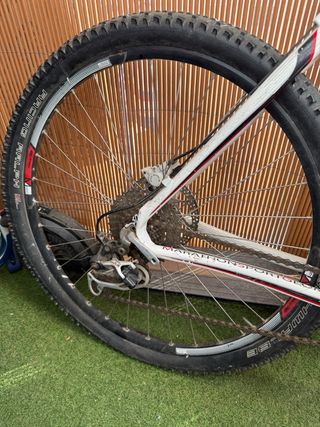 Bicicleta Haibike - necesita arreglo mantenimiento