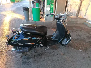 Aprilia Company Custom 125