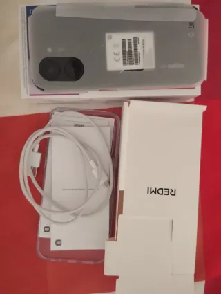 Xiaomi Redmi 15C 256GB Nuovo + Protezione