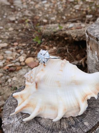 Anillo perla natural engarzada