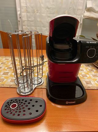 Cafetera Bosch Tassimo Roja con accessoris