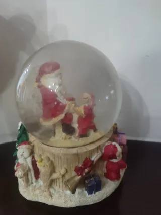 Sfera carillon Babbo Natale con Orsetti