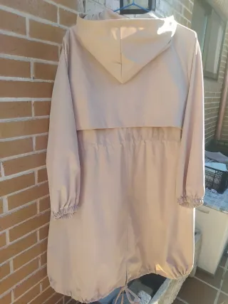 Gabardina beige mujerp Sin estrenar