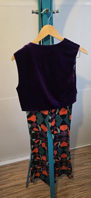 Conjunto pantalón y chaleco High Spirits