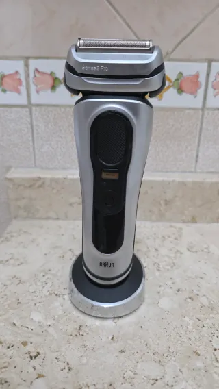 Rasoio Braun Serie 9 Pro + PowerCase