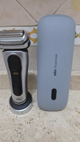 Rasoio Braun Serie 9 Pro + PowerCase