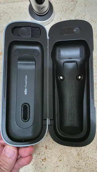 Rasoio Braun Serie 9 Pro + PowerCase