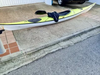 Kayak de mar fibra de vidrio 4,95m