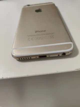 iPhone 6s 32GB schermo ok, per pezzi o riparazione