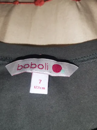 Camiseta verde con lentejuelas