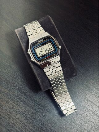 Casio A164W Reloj Digital Plata