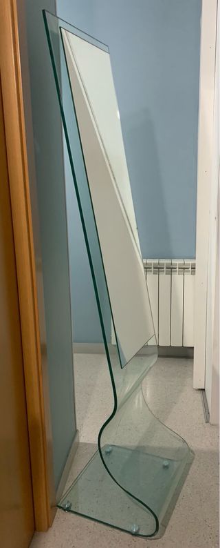 Specchio da terra in vetro