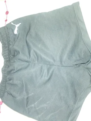 Pantalón corto deportivo Puma negro