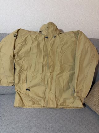 Chaquetón Beige