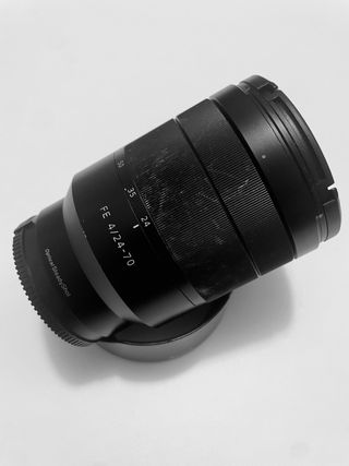 Sony FE 24-70mm f/4 ZA OSS Zeiss Objetivo