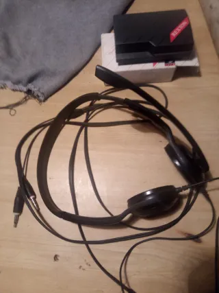 Auricolari con microfono nero e beige