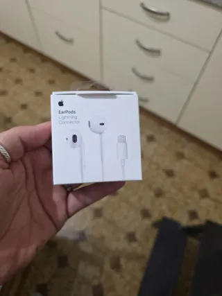 Cuffie EarPods Lightning Apple