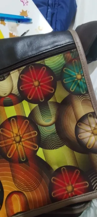 Bolso de piel multicolor