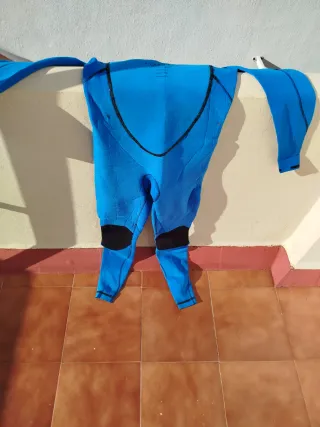 Traje neopreno O'Neill azul. Talla L. 3/2