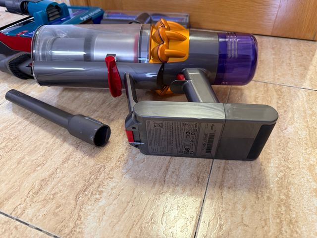 Dyson V15s Detect Submarine Aspiradora + Fregona