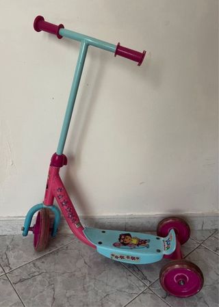 Patinete infantil 3 ruedas Dora
