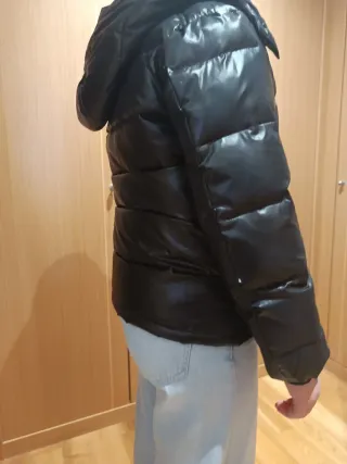 Plumas negra capucha desmontable Talla S