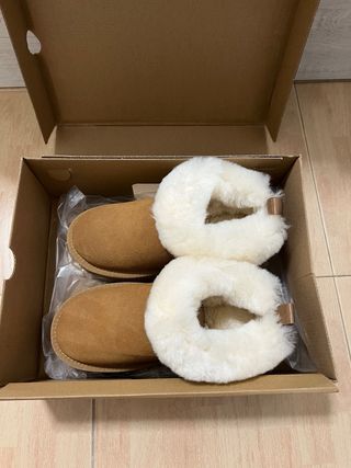 Botines UGG Marrones y Blancos