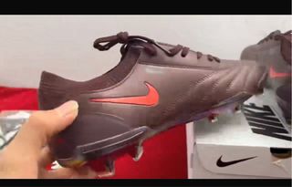 Scarpe da calcio Nike Marrone e Rosso