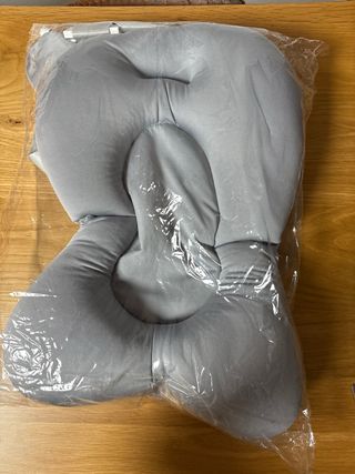 Cojín reductor bebé gris