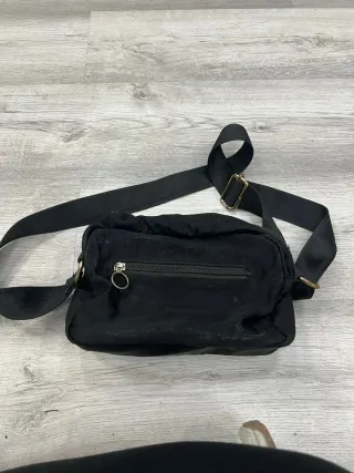 Bolso negro bandolera