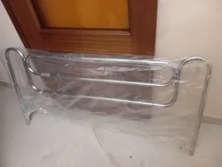Barandilla de cama metálica