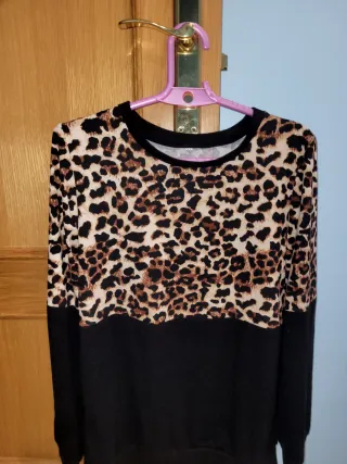 Camiseta manga larga mujer estampado leopardo
