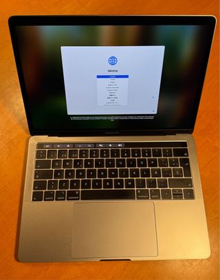 MacBook Pro 13” 2019 256GB i5 2.4GHz 8GB RAM