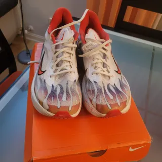 Nike Zoom Fly 6 Rojas y Blancas