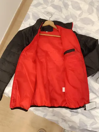 Chaqueta chico talla M sin estrenar
