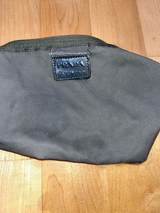 Borsa da toilette Prada Nylon autentica
