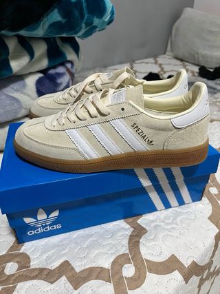 Adidas Spezial Beige y Blanco
