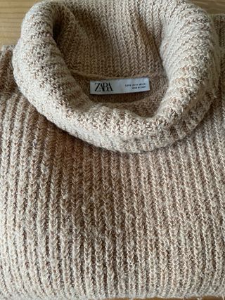 Jersey Zara cuello alto beige talla S