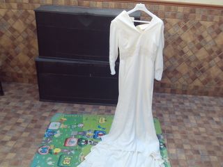 vestido novia de rosa clara , mide 47 cm de cadera